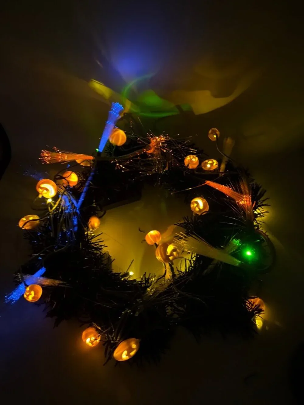 Halloween LED Fiber Optic Black Wreath With Orange Pumpkin Decorations 16 Inches